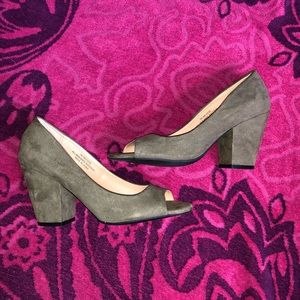 Olive green open toed heel